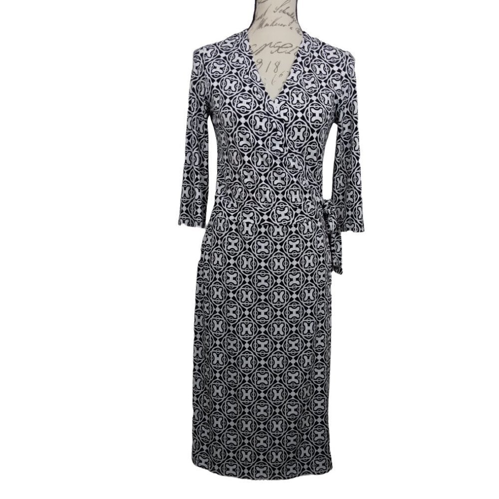 Bisou Bisou | Black & White Print Jersey Knit Stretch Wrap Dress |  Size 8